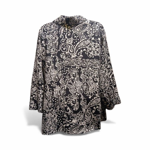 Women's Plus Size Paisley Patchwork Button Down Shirt Black White 3X (JC264) - Picture 2 of 6